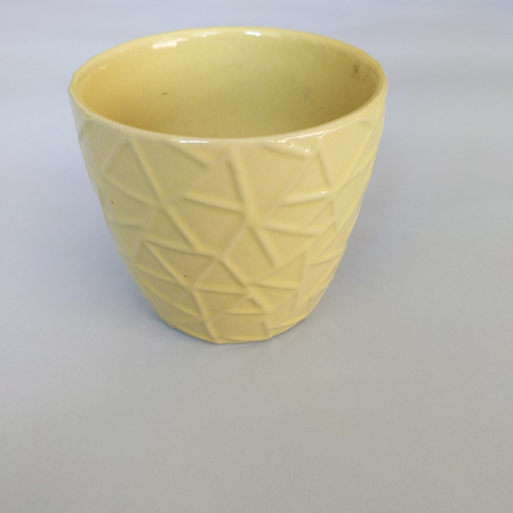 Geometric patterned plant pot - Picture 3 of 5